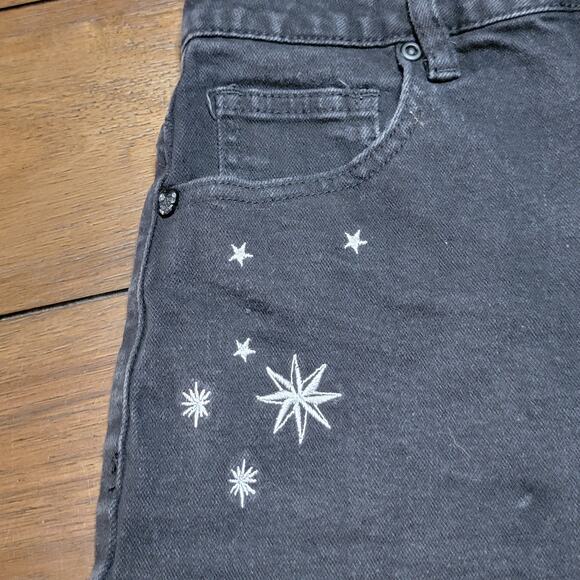 Hot Topic Junior Black Celestial Shorts - Size 3 - Picture 3 of 7